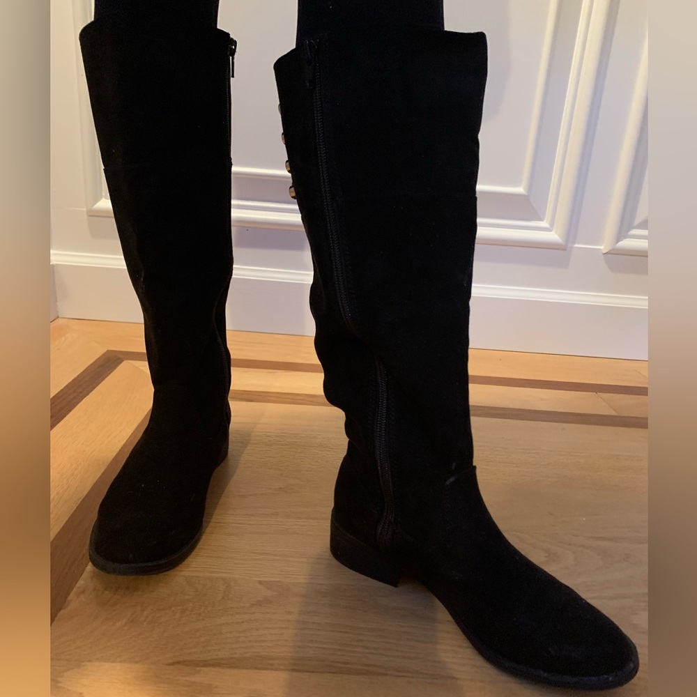 Black faux suede boots